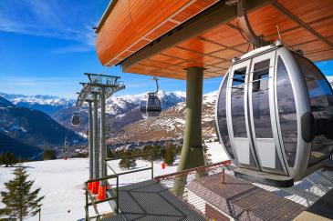 Spaans skigebied Baqueira Beret in de Pyreneeën